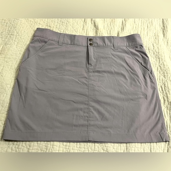 Columbia skort in light purple/ gray- ladies size 14 - Picture 1 of 4